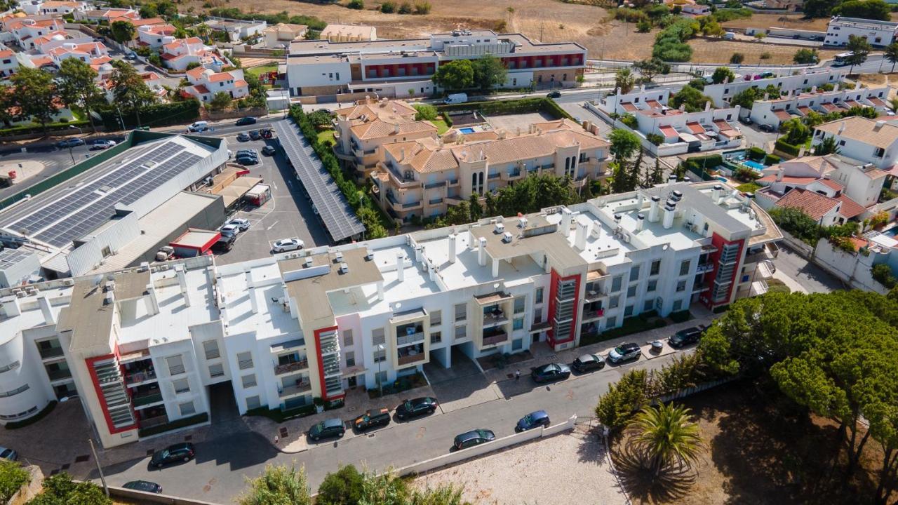 Luminous 2 Bdr Apartment W/Pool By Lovelystay Αλμπουφέιρα Εξωτερικό φωτογραφία