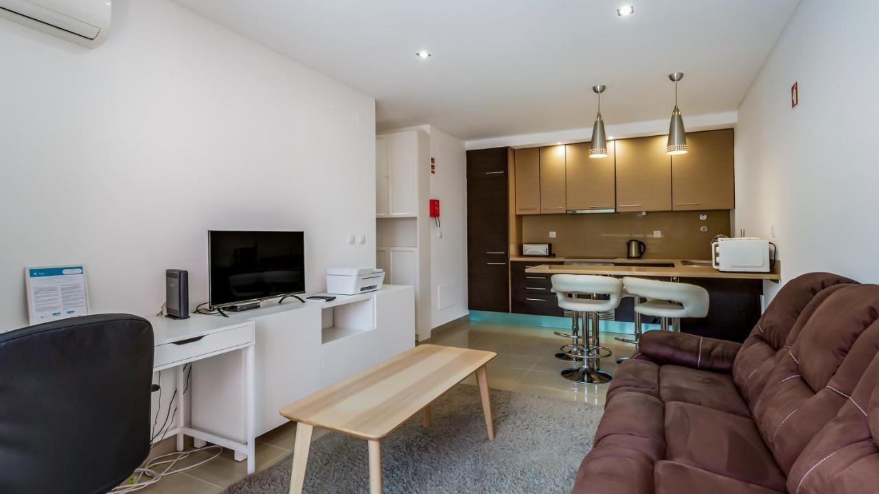 Luminous 2 Bdr Apartment W/Pool By Lovelystay Αλμπουφέιρα Εξωτερικό φωτογραφία