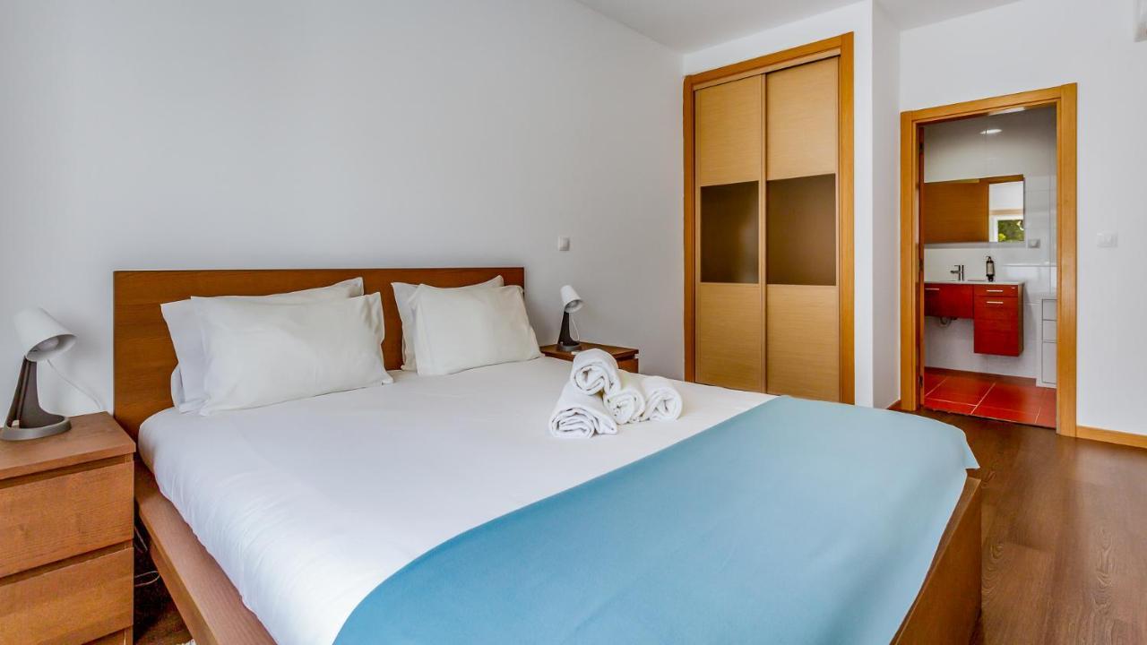 Luminous 2 Bdr Apartment W/Pool By Lovelystay Αλμπουφέιρα Εξωτερικό φωτογραφία